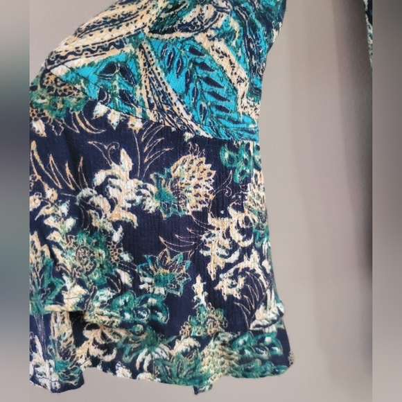 ✨️ FREE PEOPLE ✨️ | Lady Luck 🍀 Tunic | Long Bell Sleeves | Small | EUC - Picture 5 of 7